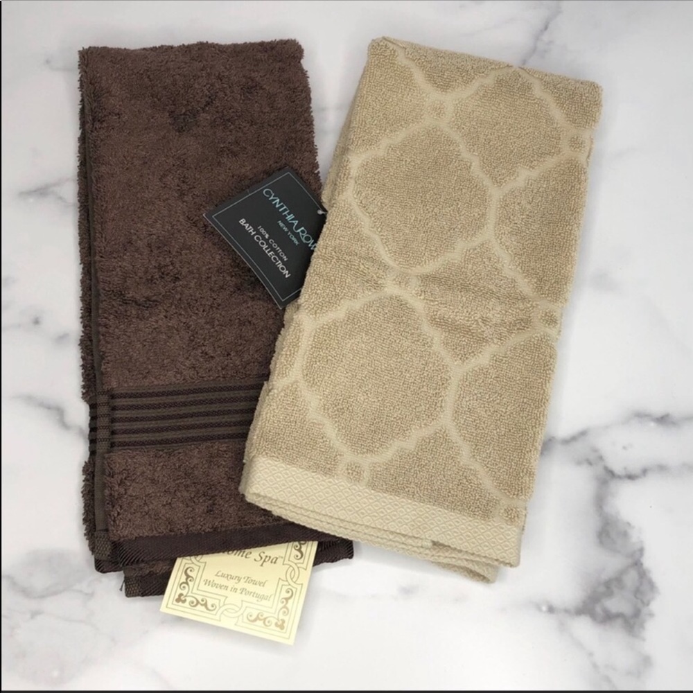 2 Cynthia Rowley hand towels neutral jacquard NWT